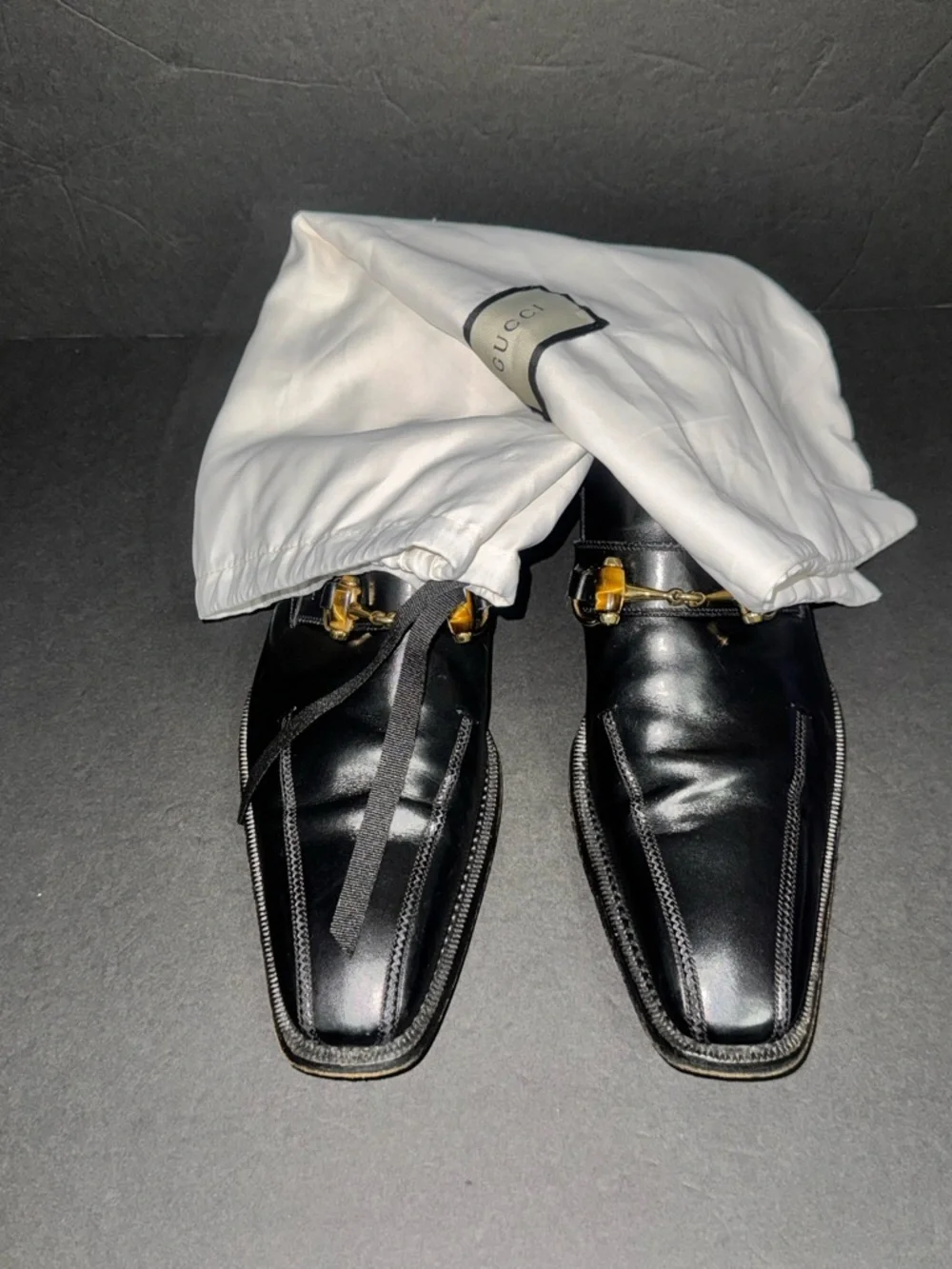 Gucci sleek black